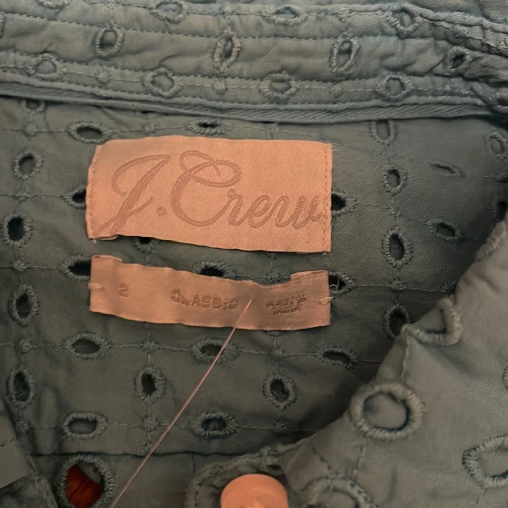J. Crew NWT❗️Classic-fit shirt in eyelet Item AW837 - Picture 3 of 7